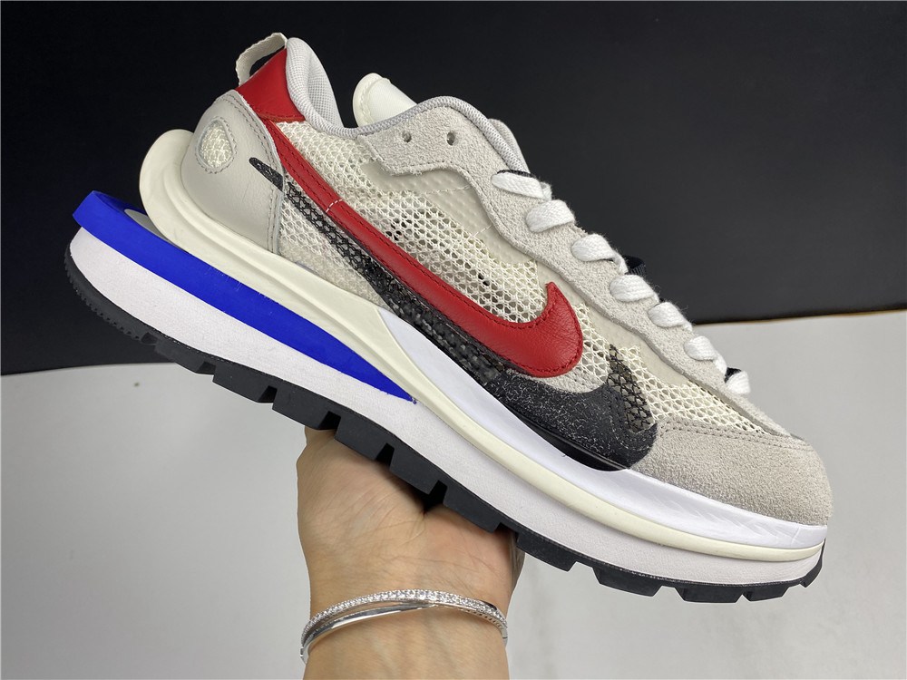 sacai x Nike VaporWaffle CV1363-100